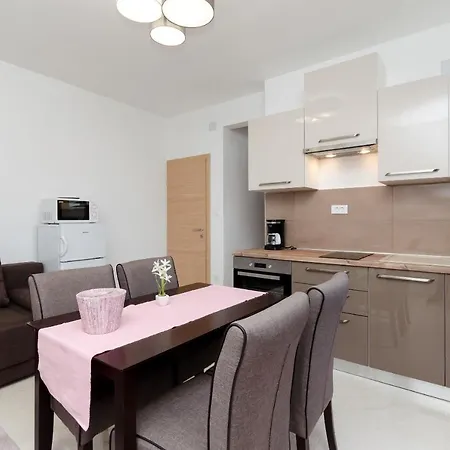 Apartament Darko