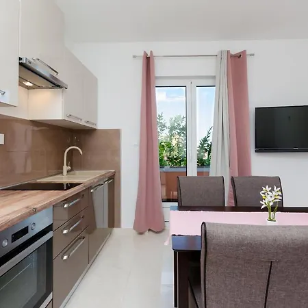 Apartament Darko *